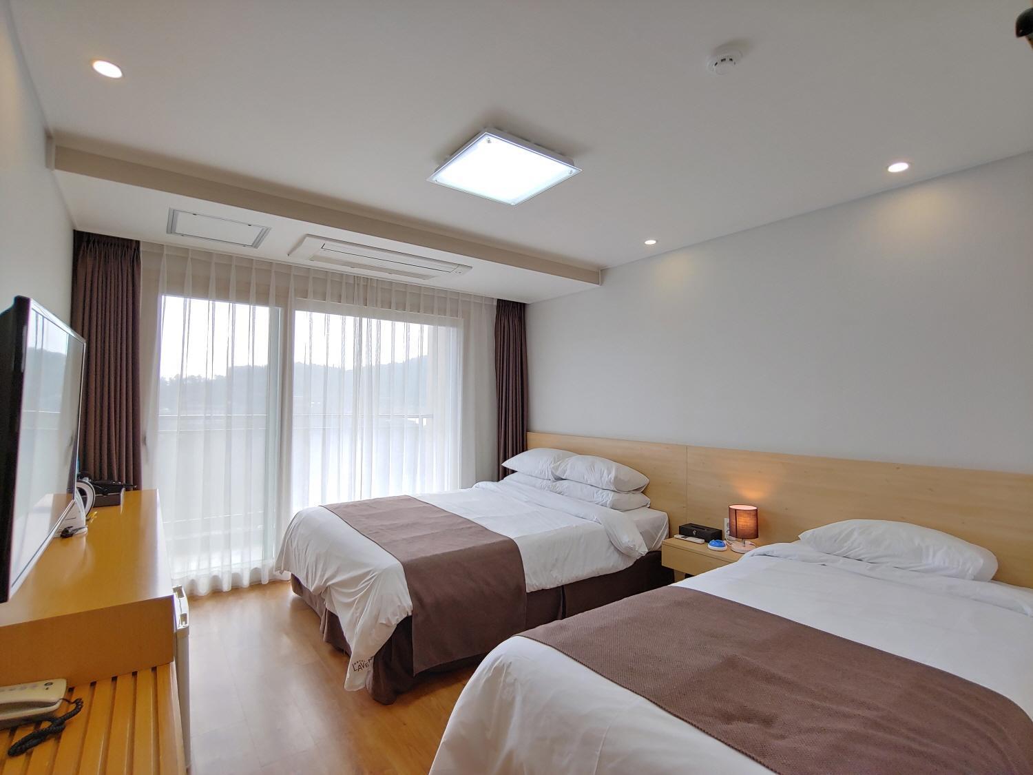 Jeju Lavender Hotel Seogwipo-stad Buitenkant foto